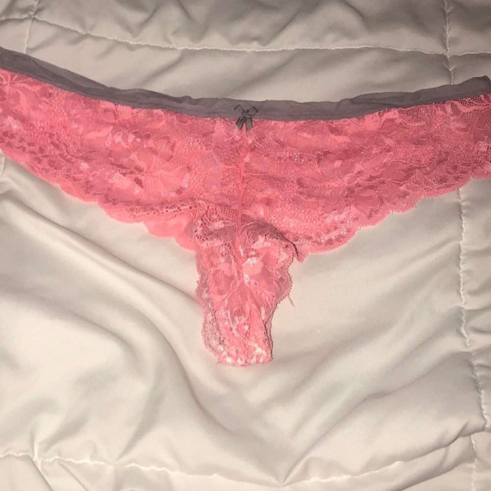 Victorias Secret extra low rise mini cheekster - Picture 2 of 5